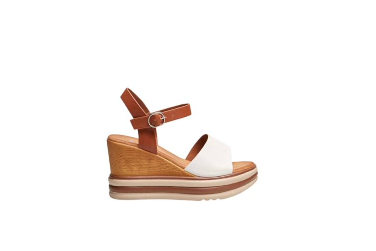 Sandales compensees BATA femme blanches ete design ergonomique amorti