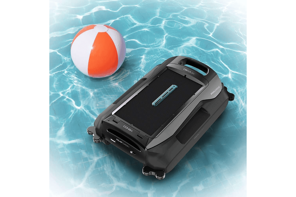 Cecotec Conga Pooldroid AquaSkater robot piscine recharge solaire panneau autonomie 16h panier 4,5 L filtre 187 micron navigation ultrasonique surface ligne eau bon plan Amazon