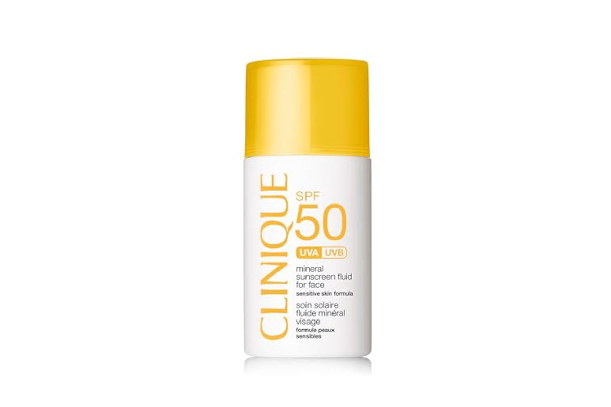 Clinique Clinique Soin Solaire Fluide Minéral Visage SPF 50 | Convient aux Peaux Sensibles | Fluide Léger et sans corps gras, 30 ml bon plan Amazon