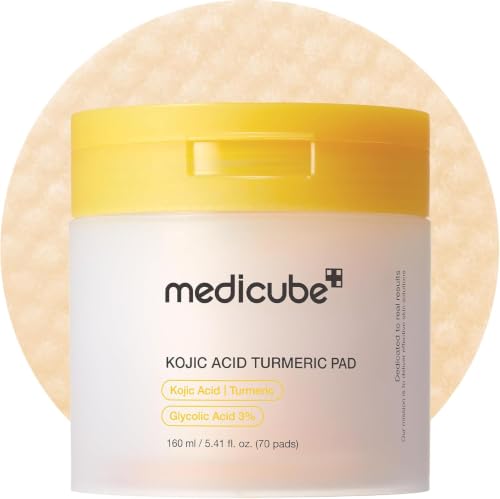Pot de 70 pads tonifiants Medicube Kojic Acid Curcuma