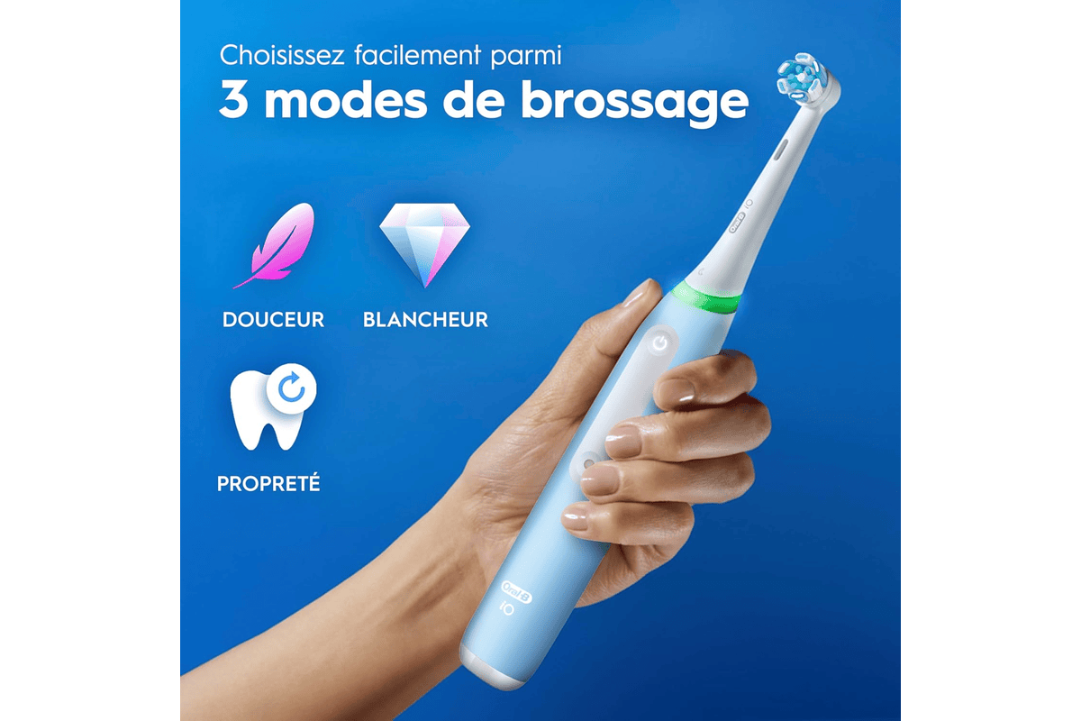 Oral-B iO 3 brosse à dents électrique bleue avec 3 brossettes de rechange et chargeur
