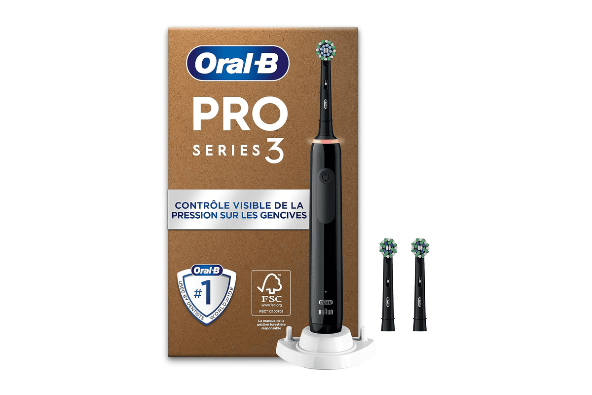 Oral-B Pro 3 brosse à dents électrique noire capteur de pression gencives sensibles 3 brossettes de rechange chargeur