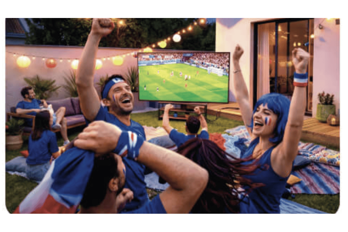 Concours Darty Chasse au Trésor juin 2026 micro trophée ballon foot soirée match TV ambiance Euro
