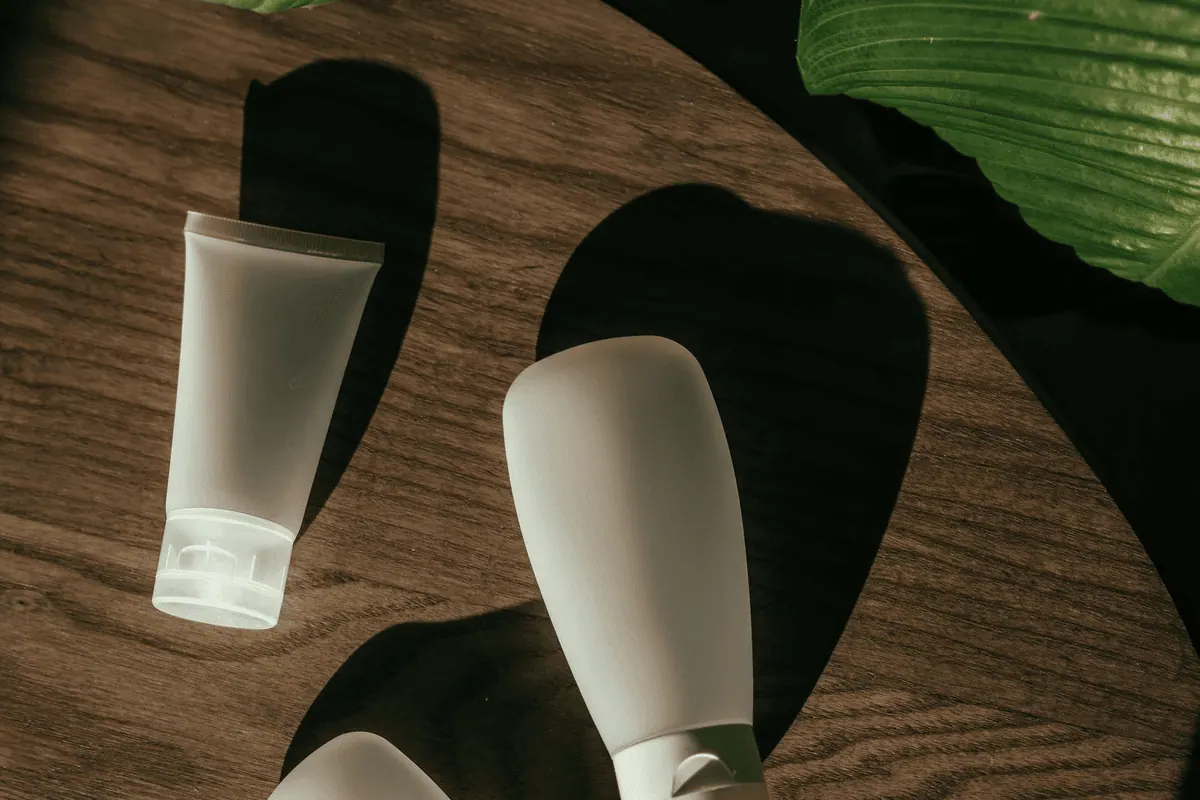 Duel Melvita Argan Bio Active Anti-Âge vs Weleda Skin Food pour peau mature 50 ans 2026