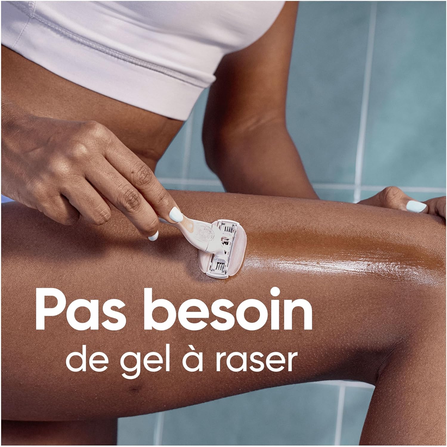Pas besoin de gel à raser avec le Venus Spa Breeze