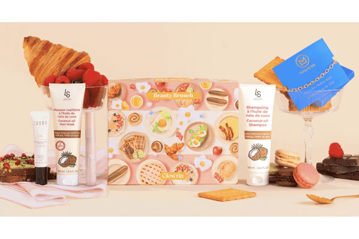 La box Beauty Brunch Glowria avec les 5 produits et le bracelet Hipanema