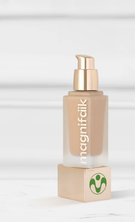 Magnifaïk Juste Parfait fond de teint léger beige vegan 96% origine naturelle