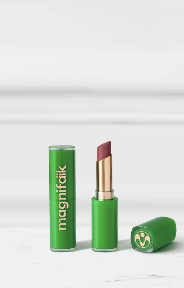 Magnifaïk Beijo rouge à lèvres hydratant lumineux Raisin vieux rose peau mature