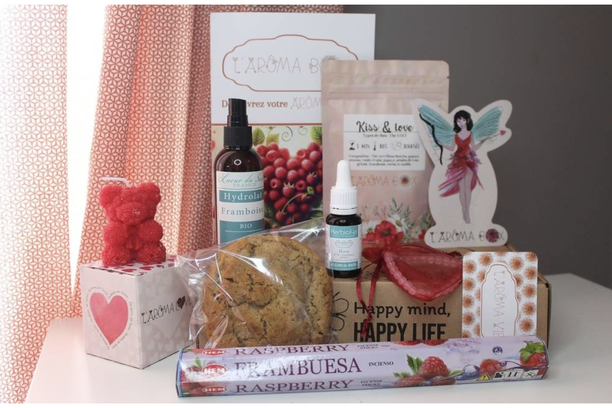 L'Arôma Box Framboise avec hydrolat framboise bio, Kiss and Love, bougie framboise et encens Raspberry