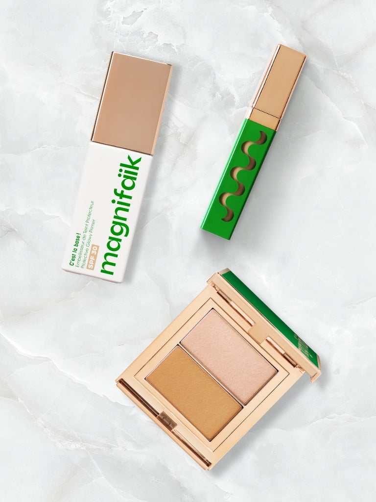 Embellisseur SPF30, correcteur et duo bronzer/highlighter Magnifaïk sur un fond clair