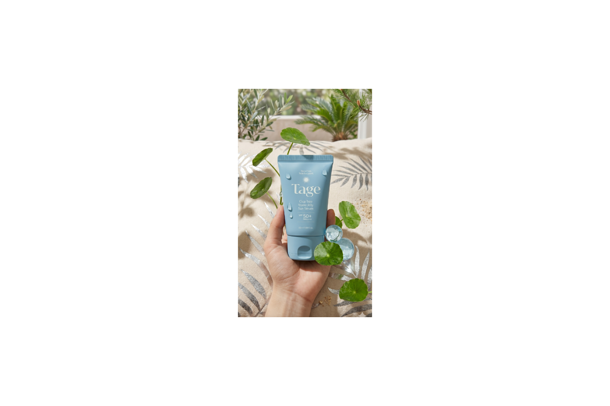 Test avis Tage Cica-Tree Water Jelly Sun Serum SPF50 PA quatre plus tube bleu main feuilles centella asiatica skincare coreen mai 2026
