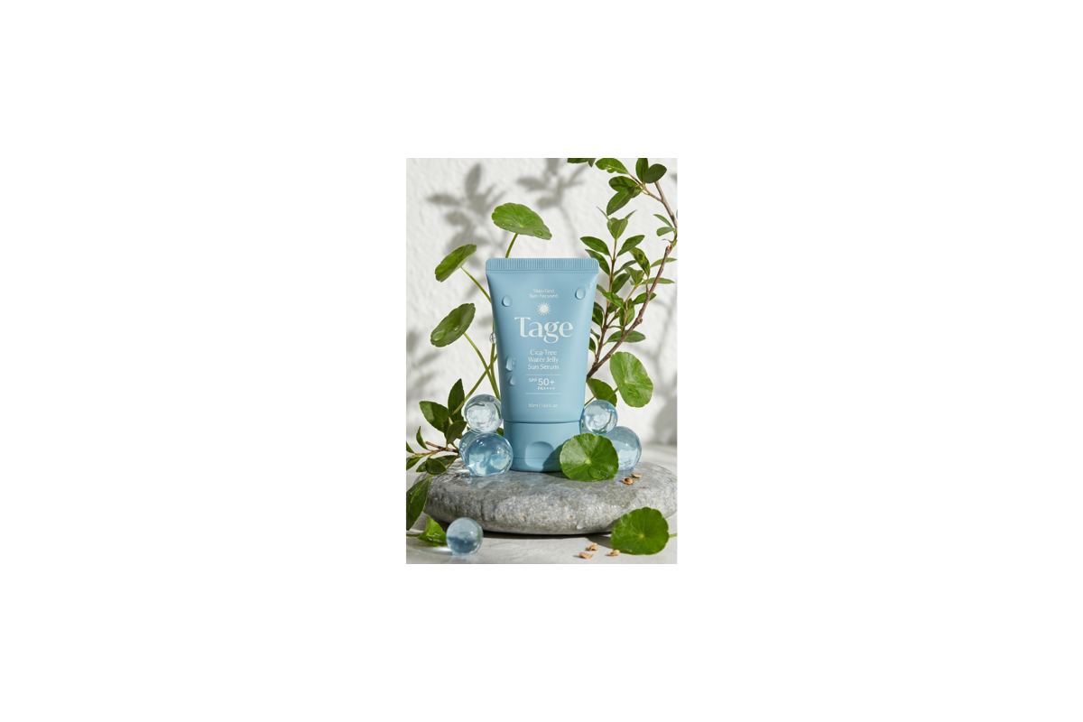 Tage Cica-Tree Water Jelly Sun Serum tube bleu skincare coreen feuilles galets gouttelettes eau test produit mai 2026