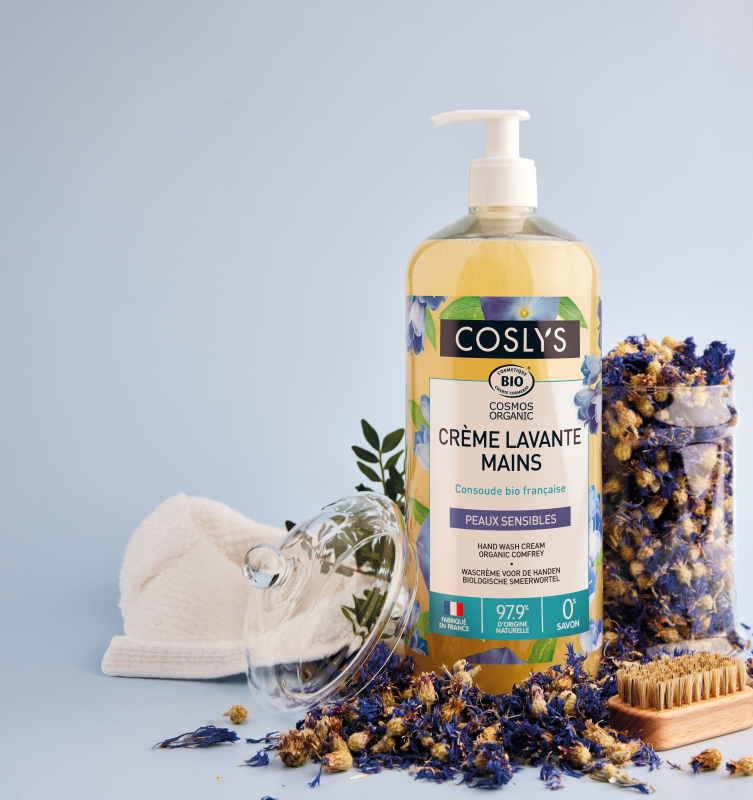 Crème lavante mains Coslys à la consoude bio en format rechargeable de 1 litre à tester gratuitement