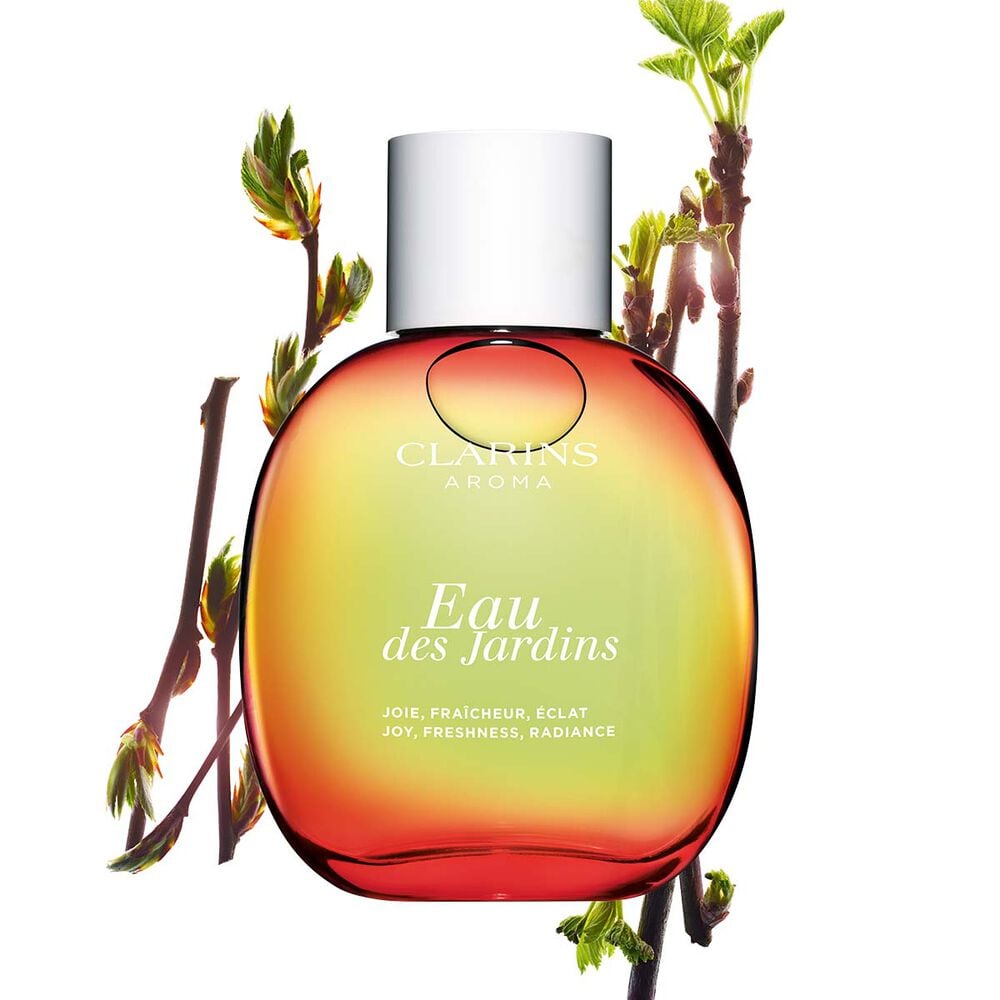Flacon vert Eau des Jardins eau de soin de Clarins