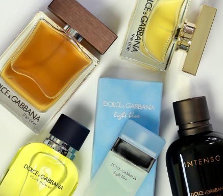 300 Box d’Échantillons de Parfums Offertes ! 🎁