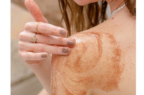 Testez gratuitement le Gommage Exfoliant Douceur – Pour une peau lisse et éclatante !