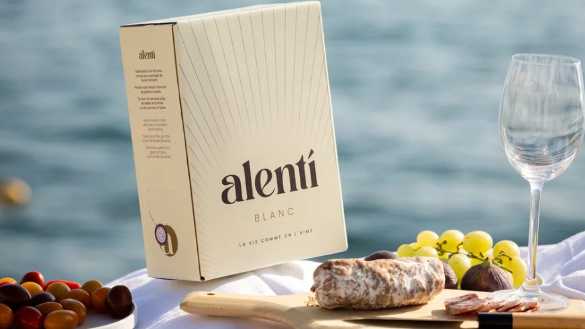 Jeu-concours de Noël Alenti 2025 : 10 gagnants, 12 cubis de vin offerts pendant 1 an !