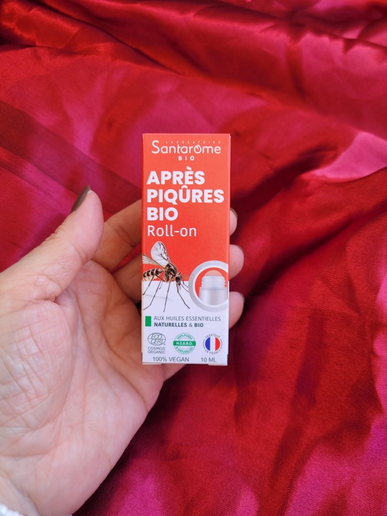 Test & Avis : Le Roll-On Après Piqûres Santarome Bio (Le sauveur de mon été !)